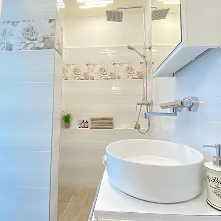 Maria Full House * Balatonmáriafürdő