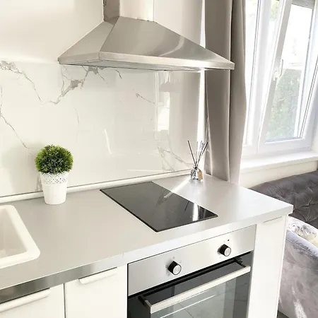 Nyaraló Mária Full House *