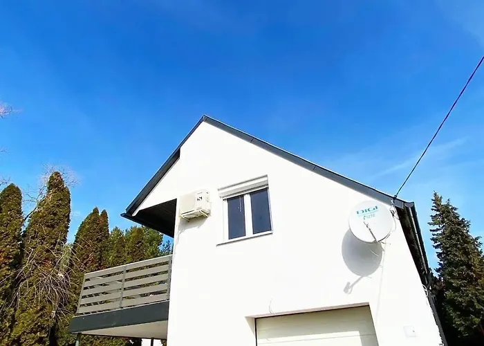 Maria Full House Balatonmáriafürdő